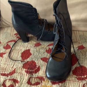 Fluevog lace up boots.
